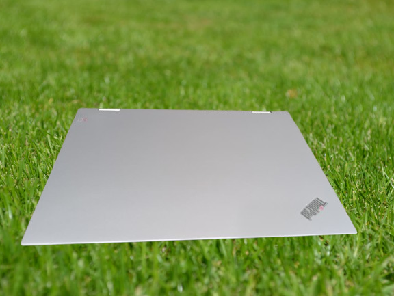 💻 Lenovo X1 Yoga i5 8th Gen – 2 in 1 Touch Screen 💻